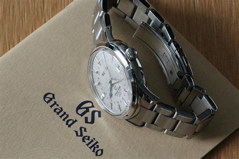 Grand Seiko SBGM023 for Sale .